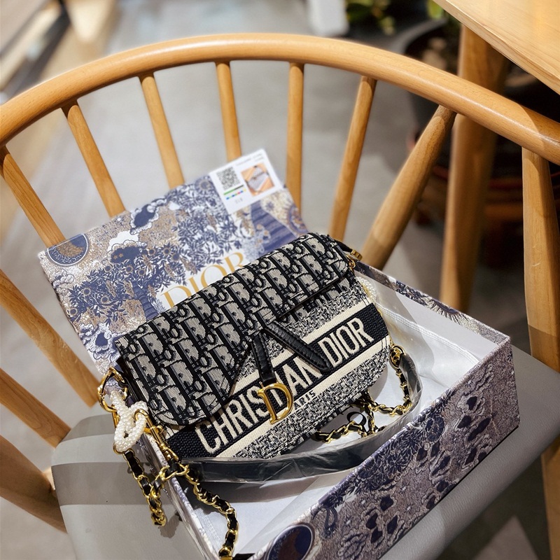 

DR LV Louis Vitton Wallets Cowhide Saddle Oblique Luxurys Designers Chain Crossbody Messenger Bags Lady Handbags Purse Women Fashion, Red;black