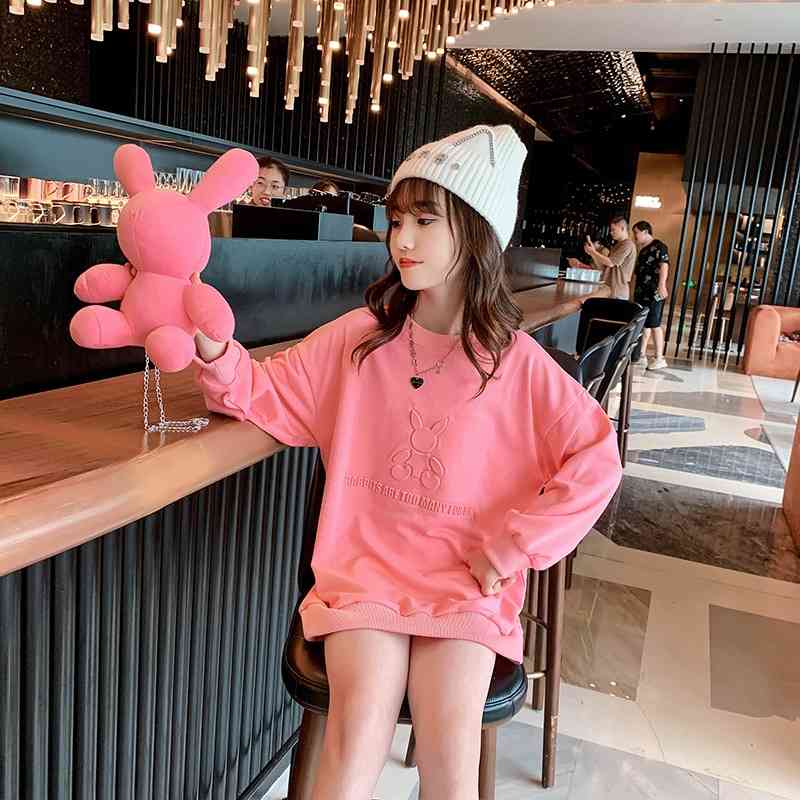 

Girls' autumn sweater new foreign style net red embossed bear letter top Korean female big boy rabbit doll tide