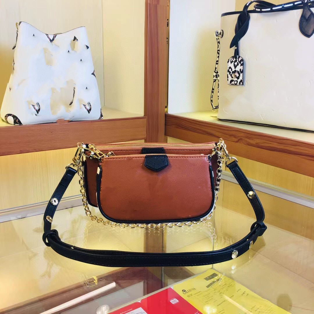 

2021 Fashion Messenger Bag Shoulder Autumn Wild Heart Child Buns Can Be Splitably Packaged Designer Bags Cowhide High Quality 24-13.5-4CM