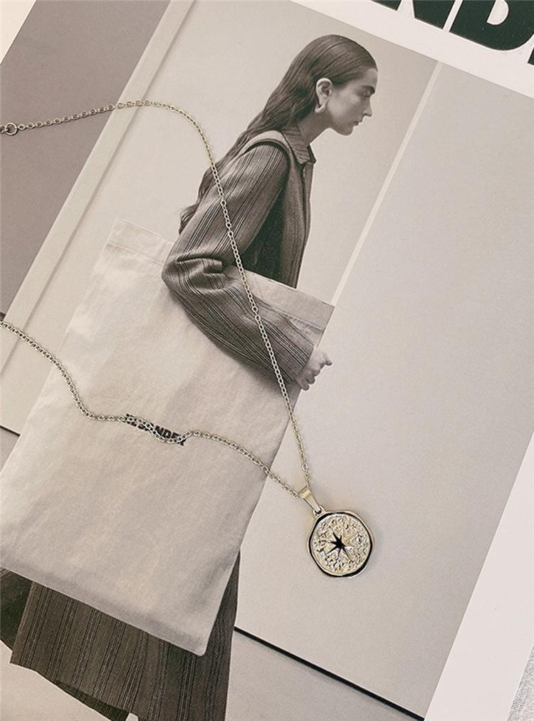 

Chains European And American Style Titanium Steel Six-pointed Star Pendant Necklace Female Ins Cold Wind Trend Hee Jewelry