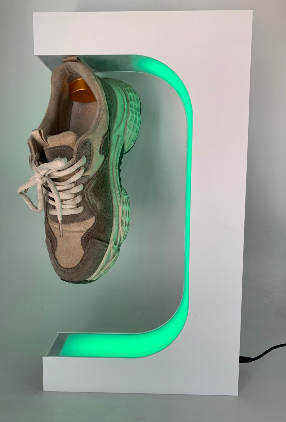 

colorful led light change magnetic levitation floating shoes display rack with remote controller