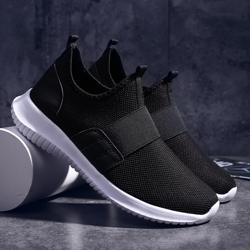 

Top Fashion Women Mens Running Shoes Sport Trainers Big Size 46 Black White Red Gray Outdoor Jogging Sneakers Code: LX19-1533