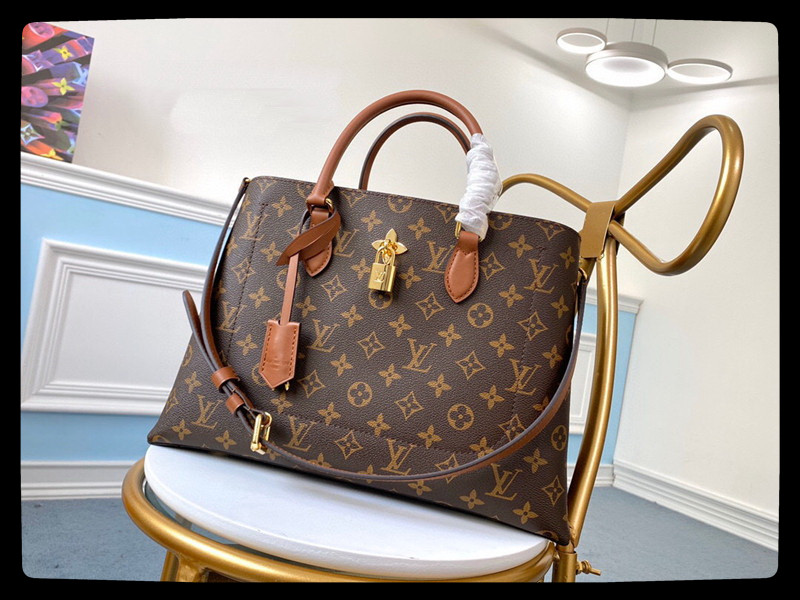 

LV LOUIS Handbag VITTON Womens Designers Handbags Shoulder Bag Designers Luxury Handbags Purses Luxury Clutch Leather Tote P