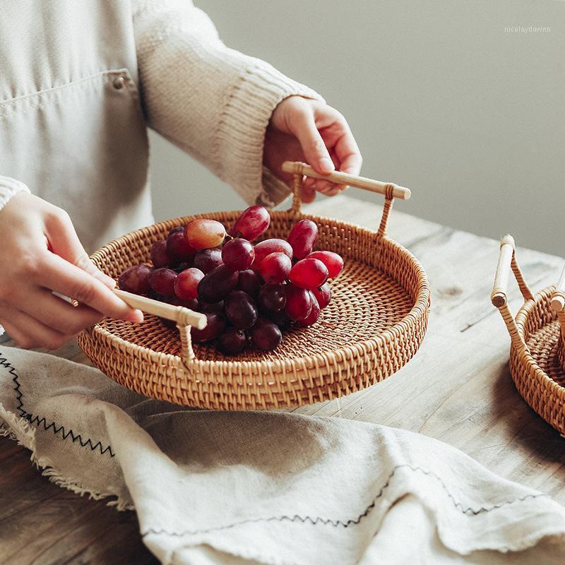 

Storage Baskets Hand-Woven Basket Rattan Tray Wicker Bread Fruit Food Breakfast Display Box Handicrafts Home Decoration