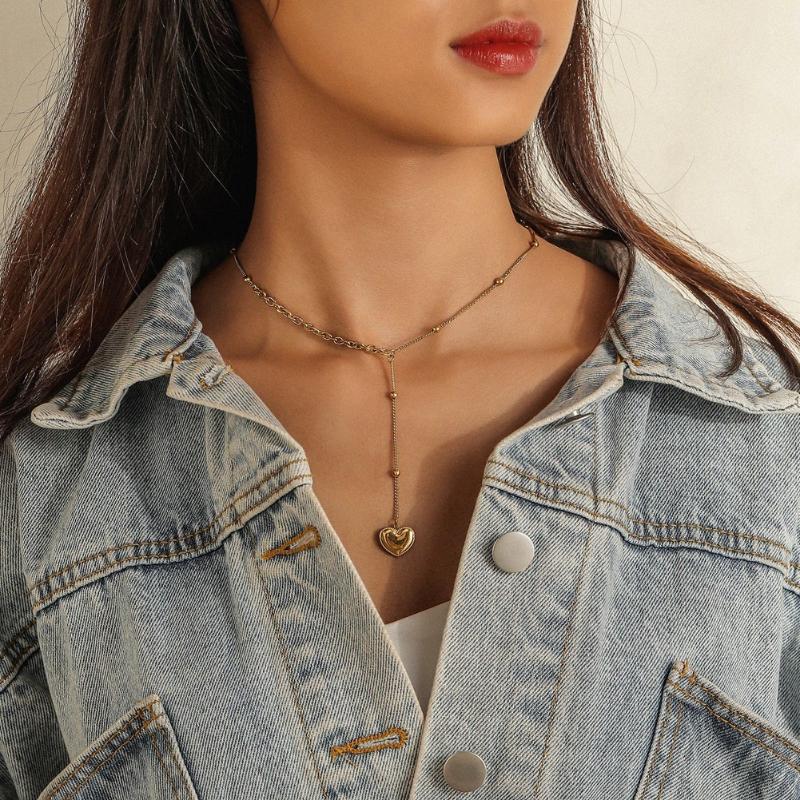 

Pendant Necklaces European Stainless Steel Gold-plated Necklace Love Letter Clavicle Chain Simple Personality Peach Heart, Silver