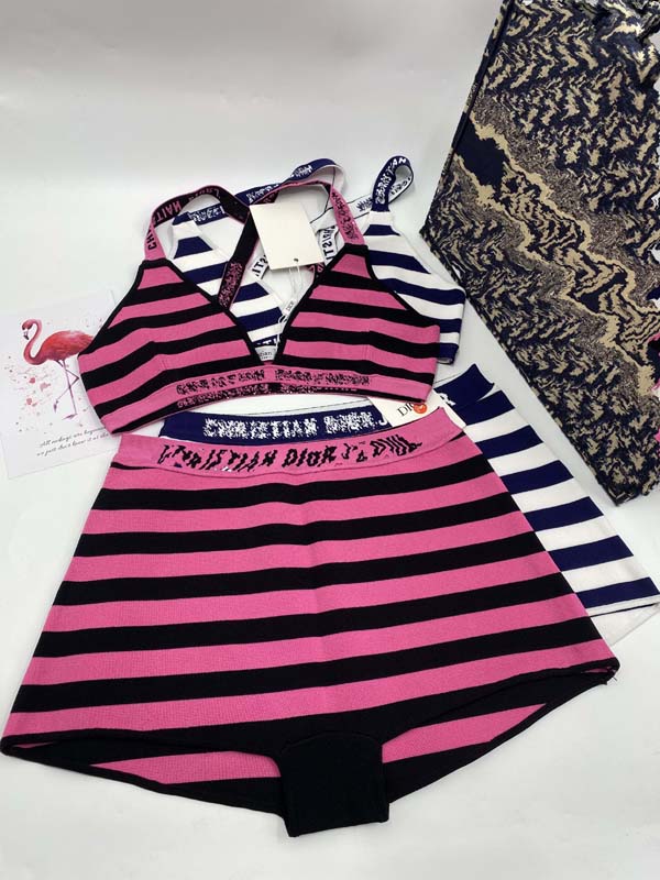 

Fashion D Chain black Women Swimsuits Bikini set Multicolors Summer Time Beach Bathing suits Wind Swimwear 20, Dust bag