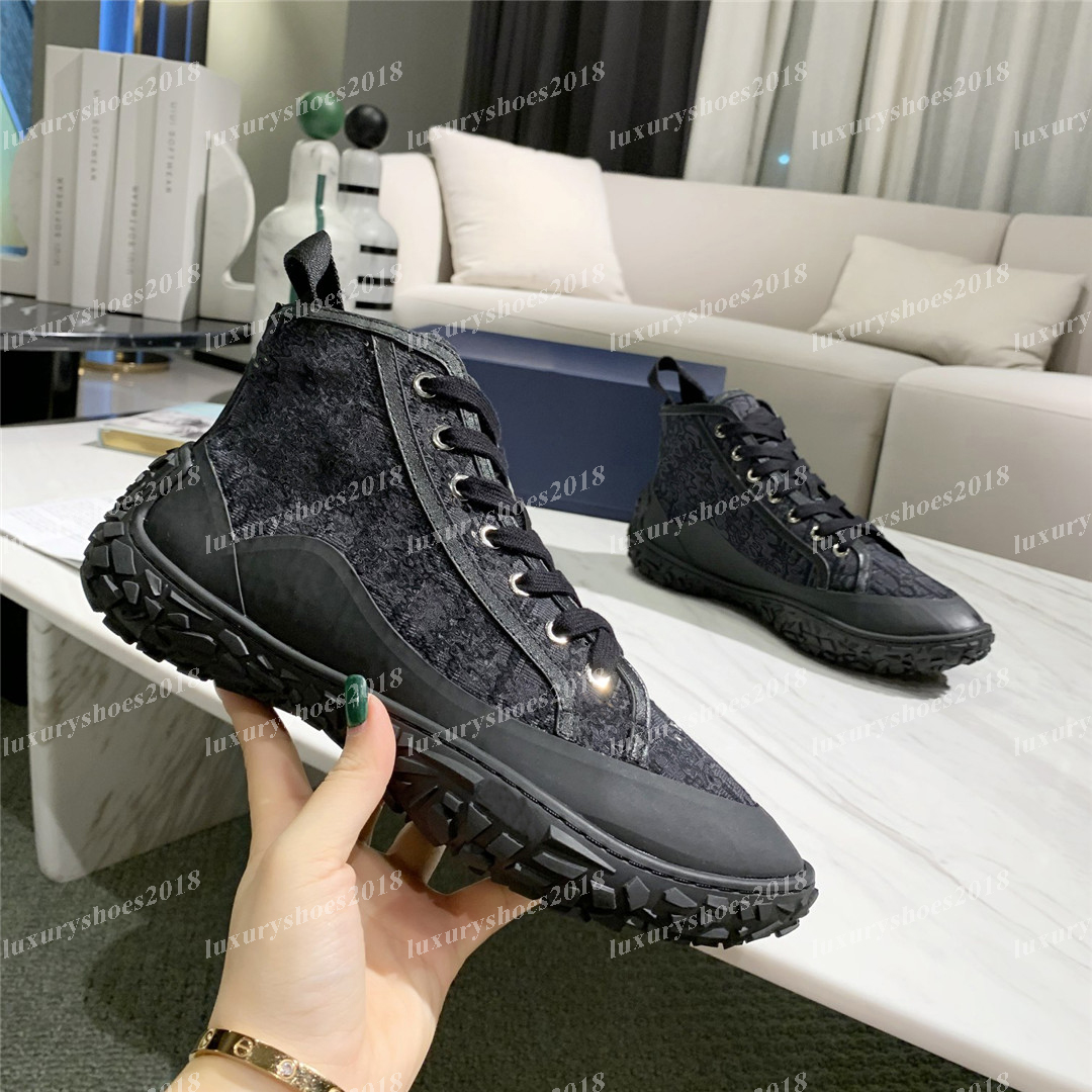 

Fashion 28 Obliq Embroidery Technical Canvas Shoes Sneakers Ladies Low High Top Outdoor Trainers Platform Lace-Up Sneaker, H-04