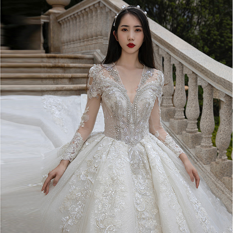 

Long-sleeved Main Wedding Dress 2022 New Bride Temperament Heavy Industry Big Tail Palace Style Banquet Wedding Dresses, White