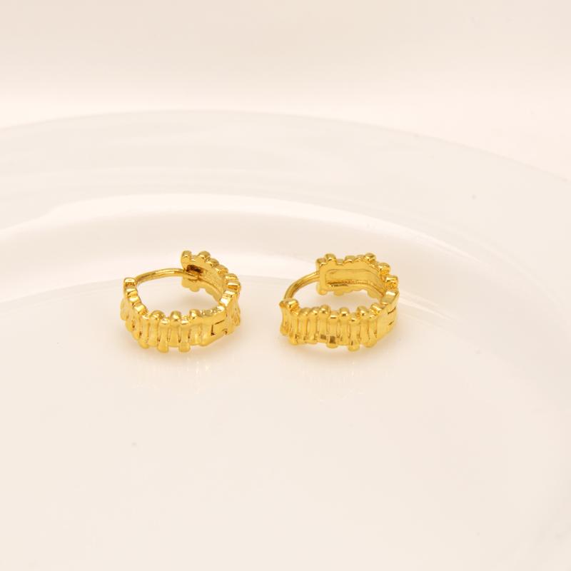 

Hoop & Huggie Fashion Interweave Twist Metal Circle Geometric Round Earrings For Women Accessories Retro Party Jewelry