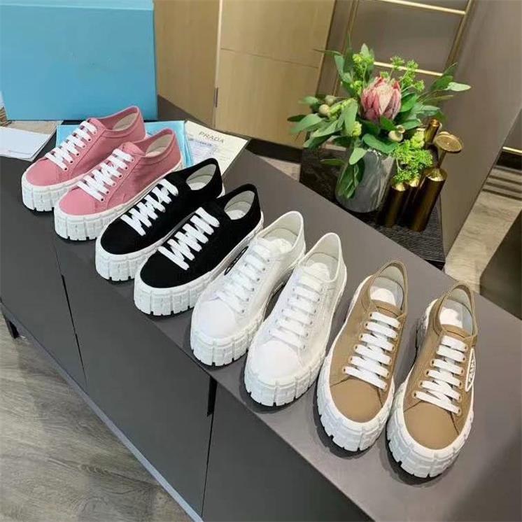 

Designer Casual Shoes Women Nylon Wheel Sneakers Gabardine Classic Canvas Brand Lady Stylist Trainers Fashion Platform Solid Heighten size 35-40, Color 1