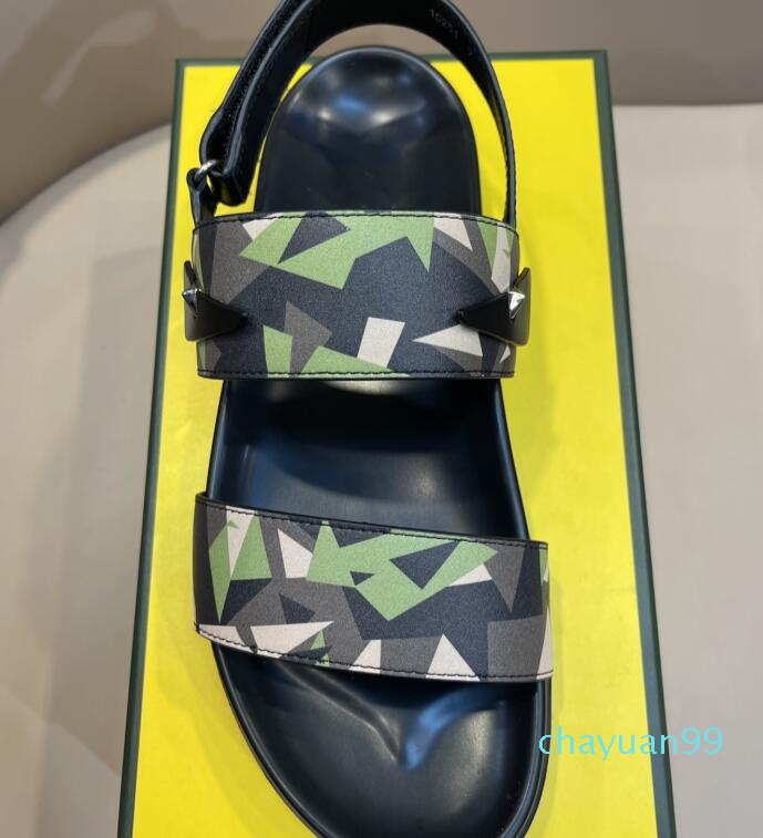 

Men sandals original material handmade nail decoration cowhide top sole super soft casual loose comfortable classic old flower 2021, Black