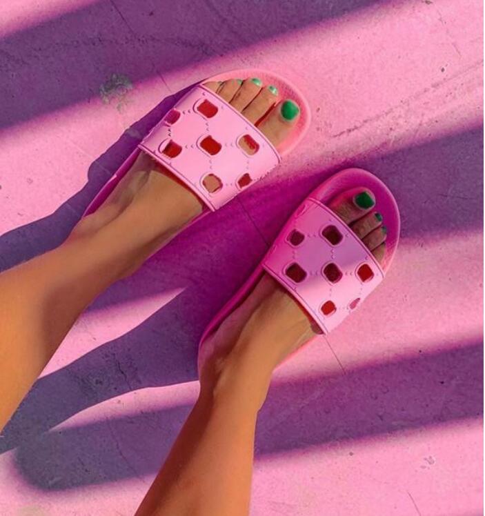 

2021 Designer woman G Slippers mens and womens fashion Black Marmont Leather Thong Sandals adults unisex beach causal slippers size euro 35-46, Pink