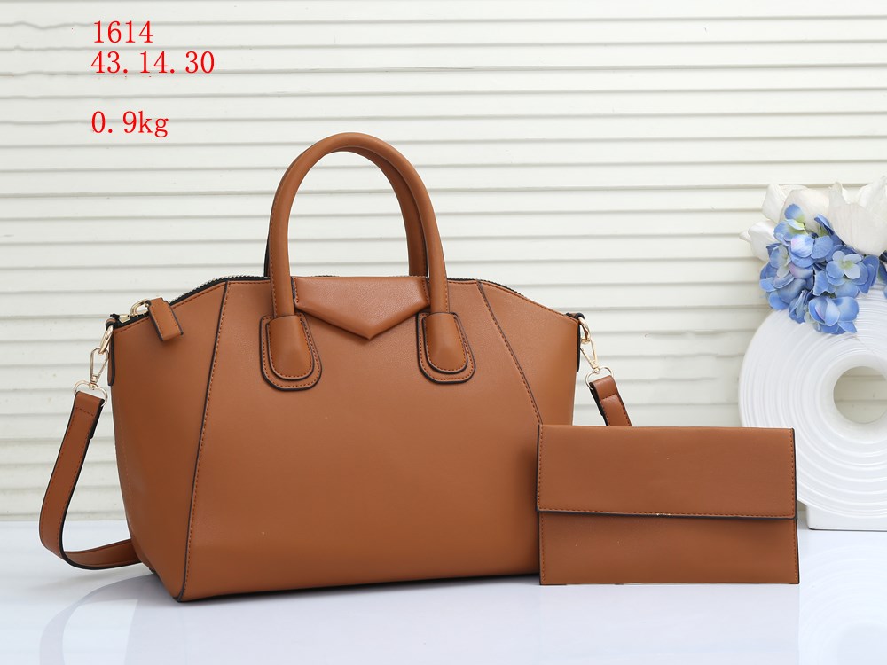 

2021 Casual Tote Women Shoulder Bags PU Genuine Leather Women Bags Gold Accessories Female Handbags Bags 618