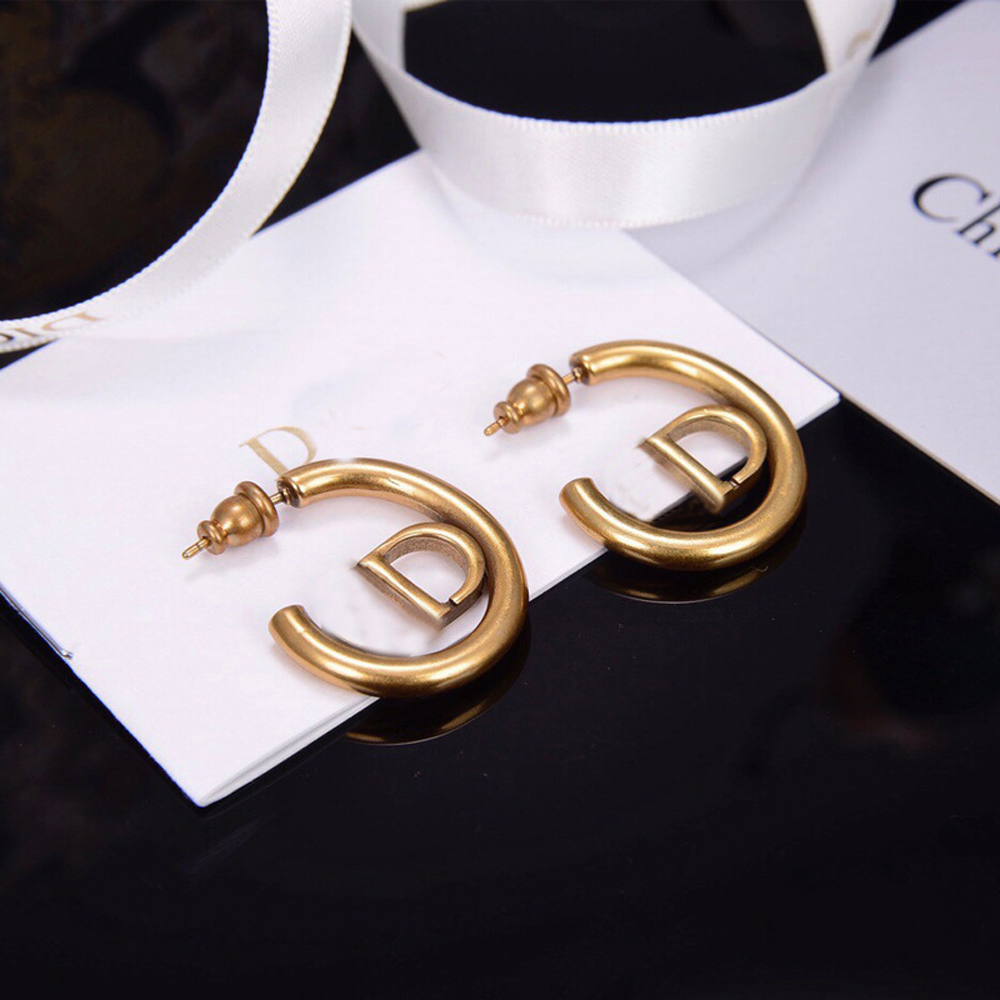 

Charm studs earrings with letter for women party wedding lovers gift jewelry engagement Bride