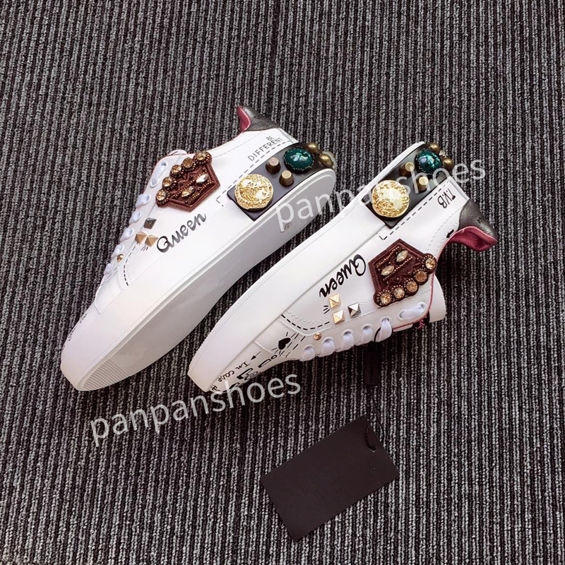 

Nude Patent Leather Rivet Spikes Poined Toes High Heels Shoes Women Lady Genuine Leather Wedding Shoes Pumps Stiletto Heels hc190704, 05