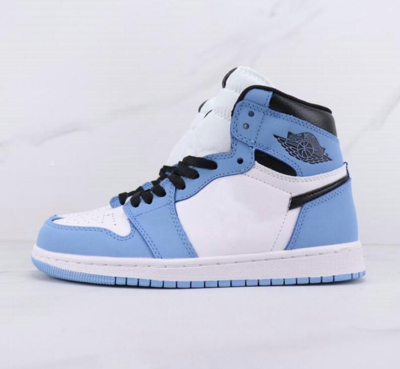 

Newest University Blue 1 Basketball shoes 1s High Dark Mocha Electro Travis Military UNC Light Smoke Hyper Chicago patent bred royal toe men women sneakers 5.5-13 a4