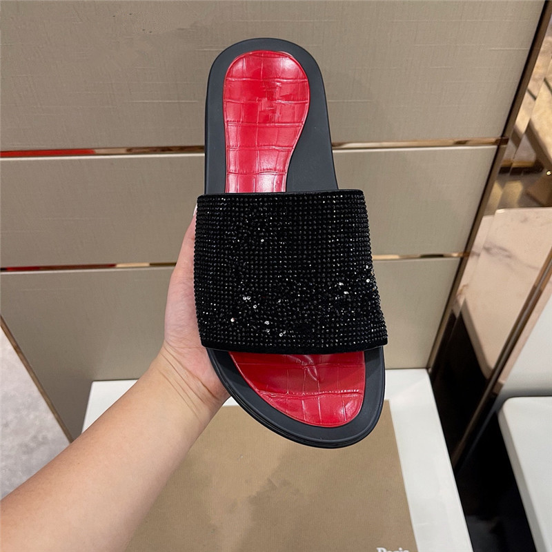 

Luxury Women Brand Slipper Woman Diamond Rhinestones Peep Toe Slip On Flipflop Sexy Ladies Rivet Crystals Casual Outdoor Shoes Big Size 37-45 Send Shoe Box, White