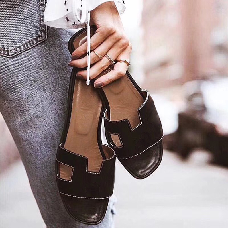

2021 beach slippers Designer Slides Orange Oran sandal Classic Flat Woman Leather Sandals Slipper Shoes Ladies Summer Flip Flops For Woman, Black
