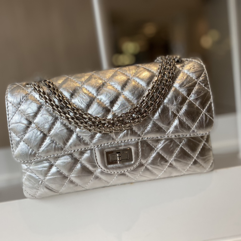 

Hand grasp grain The original leather Work details fashion bags A reprint of a classic 01112 Premium quality diamond lattice bag