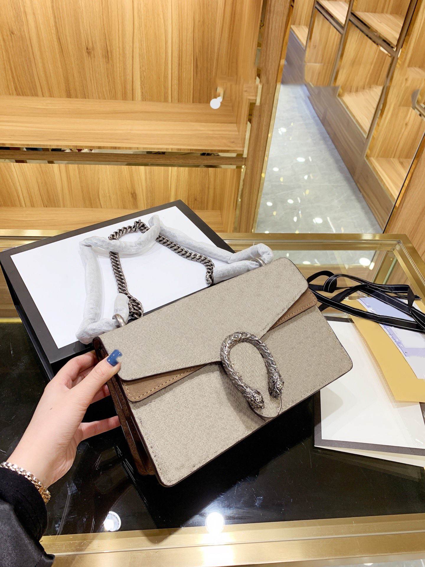 

Luxury Designer Bag Shoulder Bag Women's Crossbody bag dionysuss The Classic Elegant Simple Exquisite Perfectly Shows Elegants Charm Women Coin Purse 499623, Dust bag