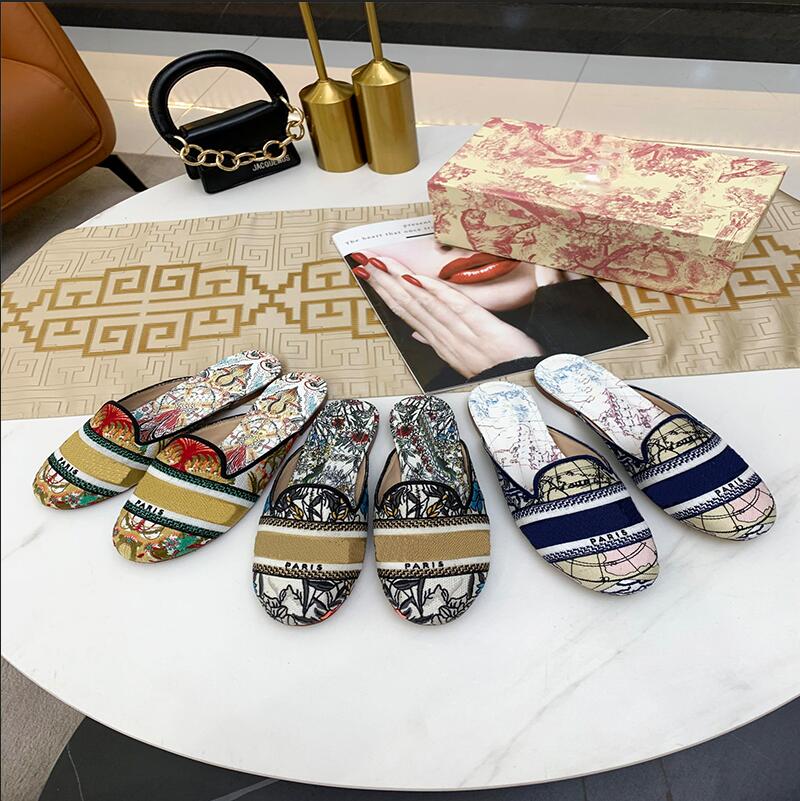 

2021 Newest Authentic Fashion Scuffs Sexy Embroidered Floral Slipper Slippers Moccasins Spring And Summer Woman Beach Slide With Original Box, Black