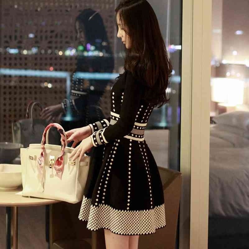 

Spring Autumn Women's Knitting Dress High Waist New Elegant Fashion Sweater Dress Long Sleeve Pleate Black Mini Dresses 210402