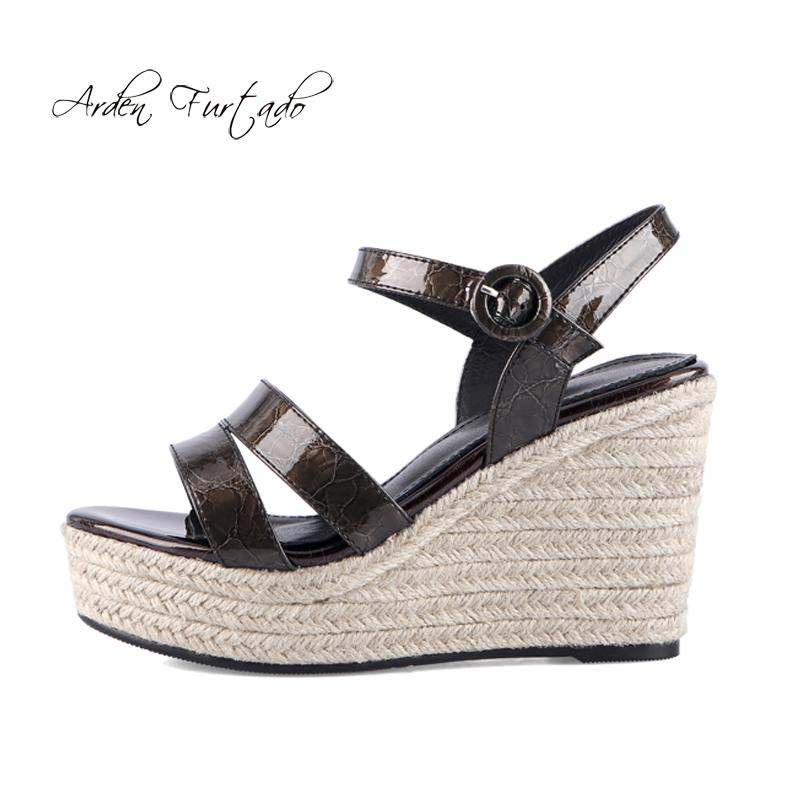 

Arden Furtado Summer Fashion Women's Shoes Sexy Classics Green Leather Waterproof Elegant Buckle Strap Platform Sandals, Black