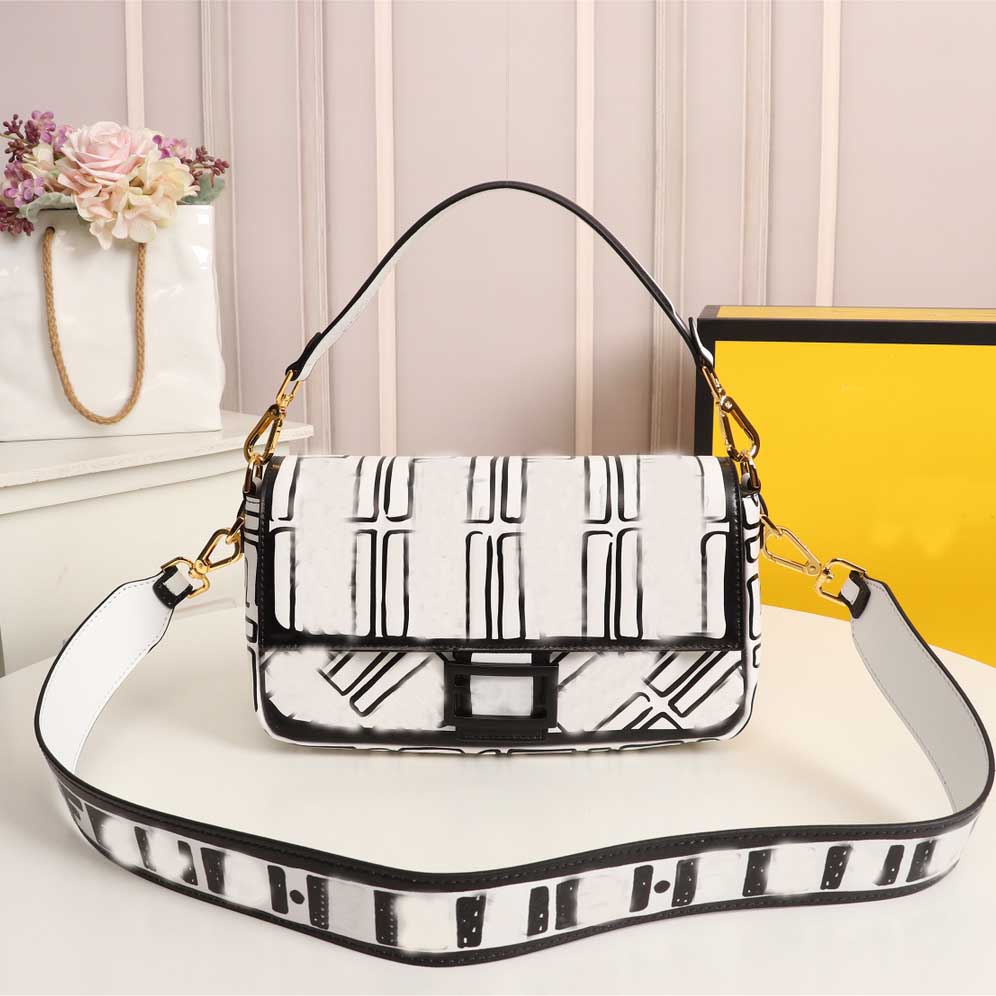 

Sketch line design messenger bag high quality leather fashion classic art style urban handbag