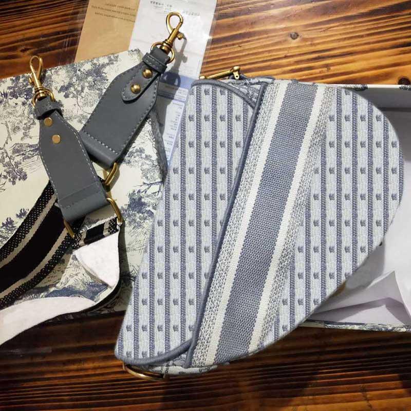 

2021 Sale designer brand women's shoulder Fashion bag diagonal classic saddlel adies embroidered