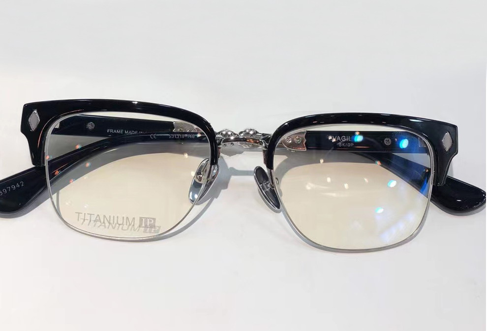 

Classic Glasses Eyeglasses Silver Black Half Frame Pull 53-20-145 Men Fashion Sunglasses Frames with Box