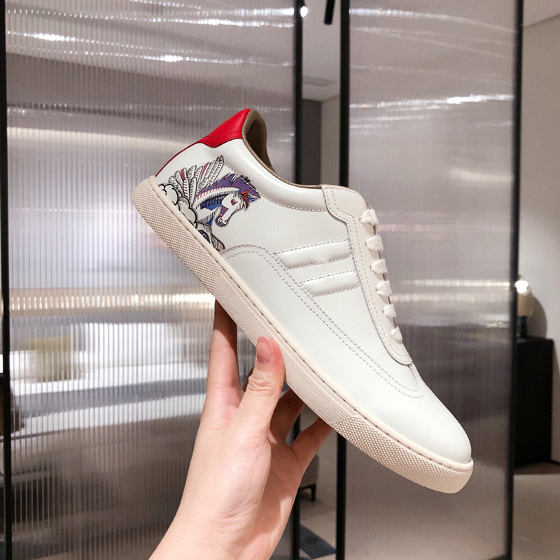 

2021 Women's sneaker top quality leather women's casual shoes waterproof stitching black and white flat sneakers Luxurys Designers casual shoes, 01