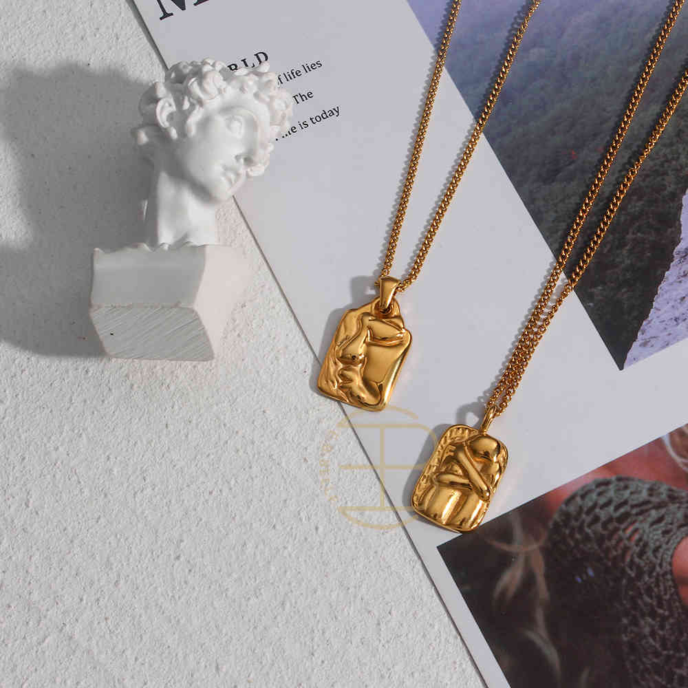 

2021 Creative Design Choker Jewelry Unisex Stainless Steel Face Hug Love Kiss Rectangle Pendant Neckalces For Women Men Gothic
