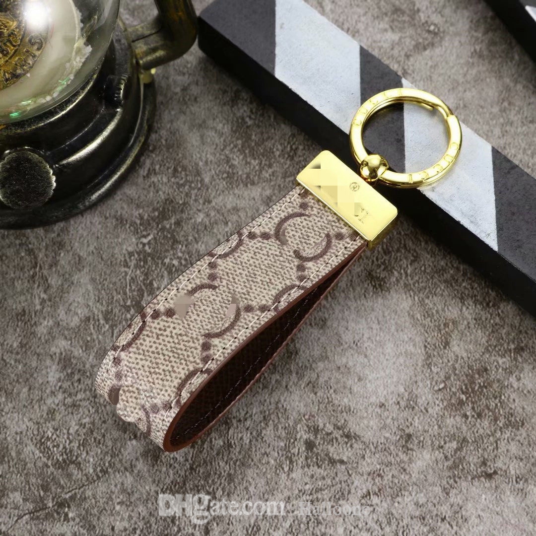 

Luxury Maxi Dragonne Key chain Buckle lovers Car Keychain Designer Handmade Leather Design Keychains Men Women Bag Pendant Accessories, Silver