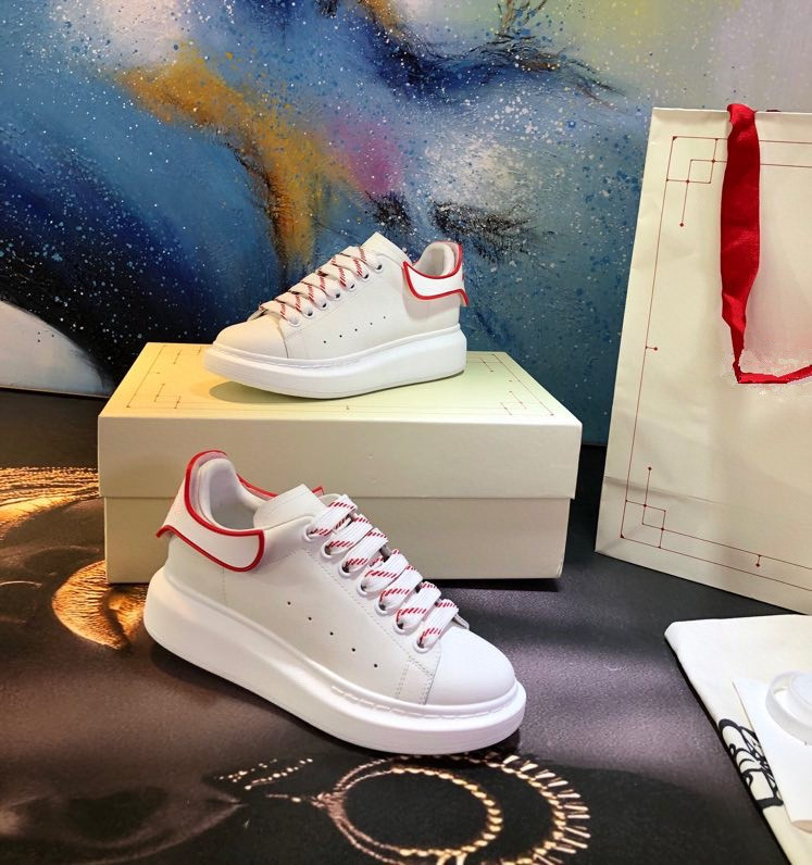 

Top Quality Designer Shoes with Newest Bees ACE Embroidered Mens & Women Genuine Leather Stripe Casual Sneaker, 03