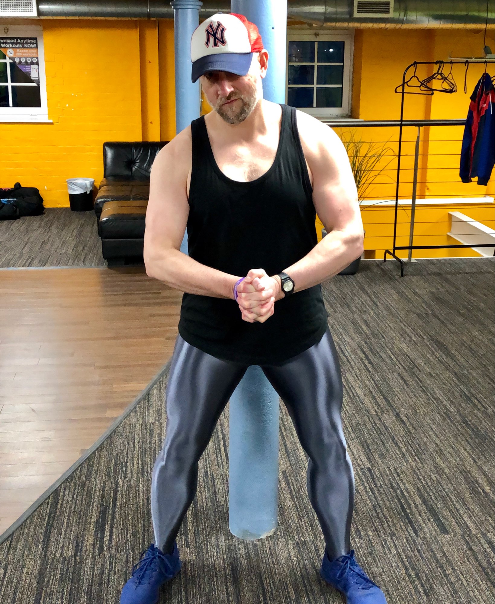 

LEOHEX 2021 Fitness Long Tights Men Shiny Trousers Sports Tights Gym Glitter Leggings Satin Glossy Stockings, Leggings-silver-grey