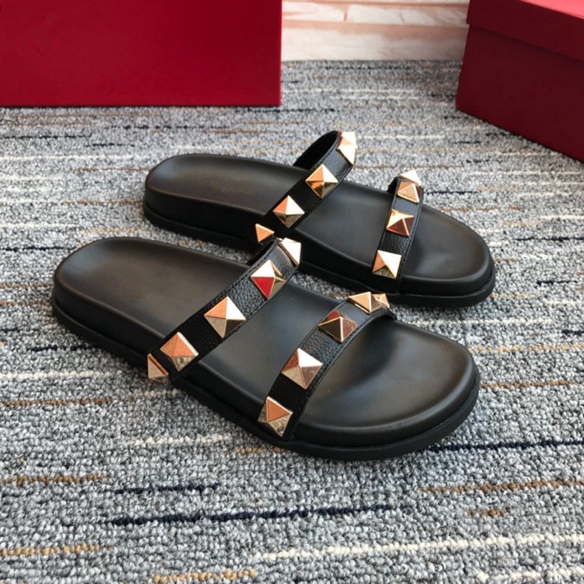 

Summer women's sandals leather flat-bottomed rivets casual shoes all-match fashion women's slippers rivets shoes, Black
