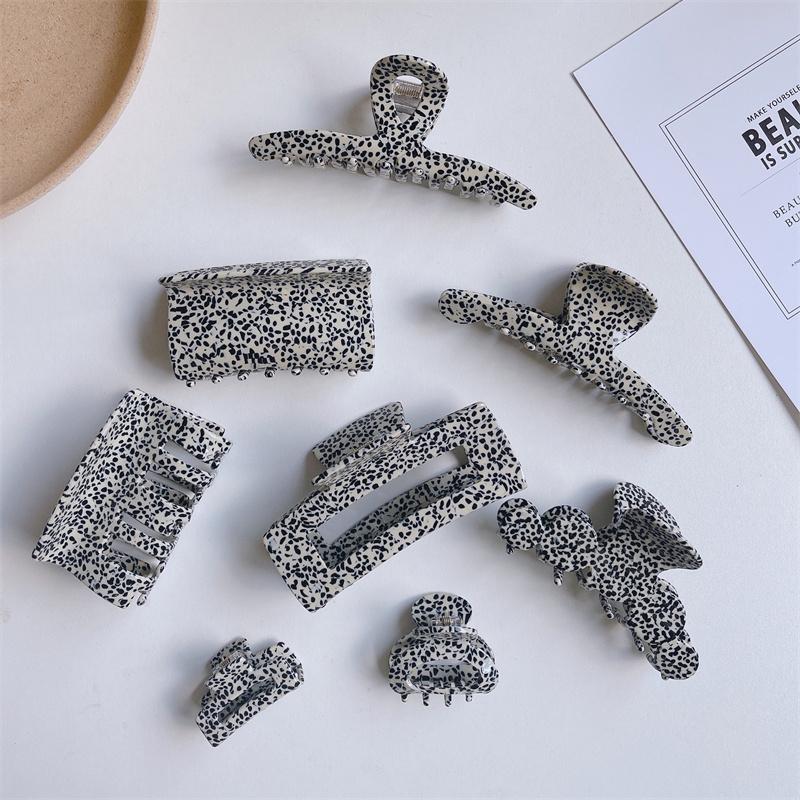 

Hair Clips & Barrettes Korean Trendy Retro Black White Polka Dot Acrylic Cross Hollow Rectangular Smooth Irregular Big Claw For Women, Golden;silver
