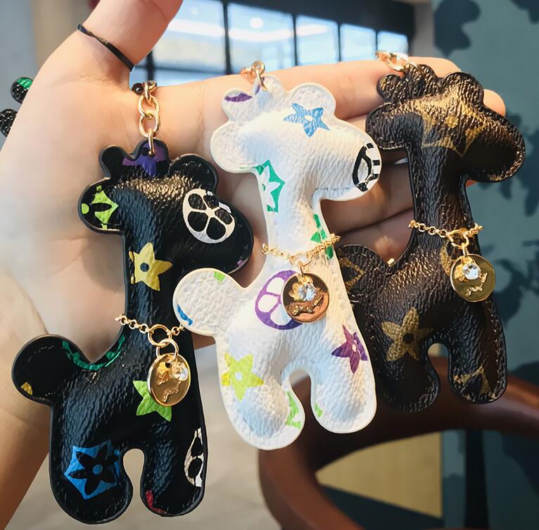 

PU Leather Animal Pendant Bag Charms Keychains Cute Giraffe Key Chains Ring Holder Fashion Gift Jewelry Accessories
