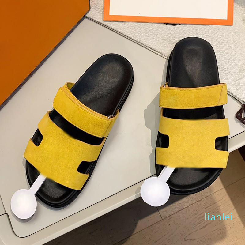 

Women Designers Flat Slides slippers Sandals Foam Runner Platform Genuine Leather shoes Sandal Beach Novelty Scuffs shoe 4-11, Black cowhide