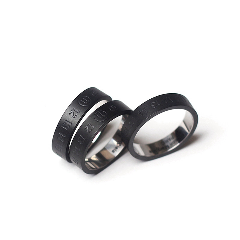 

20FW New Trendy Brand Personality Digital Engraving black Ring Wild Design Trend Style Hip hop rap punk Male And Female Couples