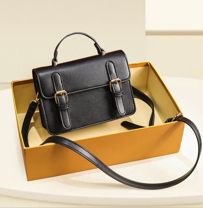 

Shoulder Bags Vintage Square Tote Bag 2021 Fashion High Quality PU Leather Women's Designer Handbag Portable Messenger Purses, Black