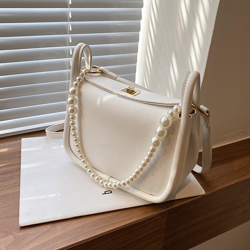 

Evening Bags Leather Designer PU Pearl Crossbody Design For Women 2021 Summer Mini Shoulder Handbags Ladies Luxury Purses, Black