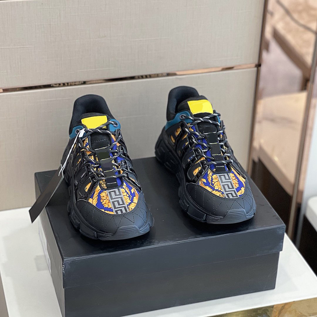 

Top quality luxury Spring summer Men's shoes the much-sought after sneaker lineare full of science and technology with box US39-43, Red;white
