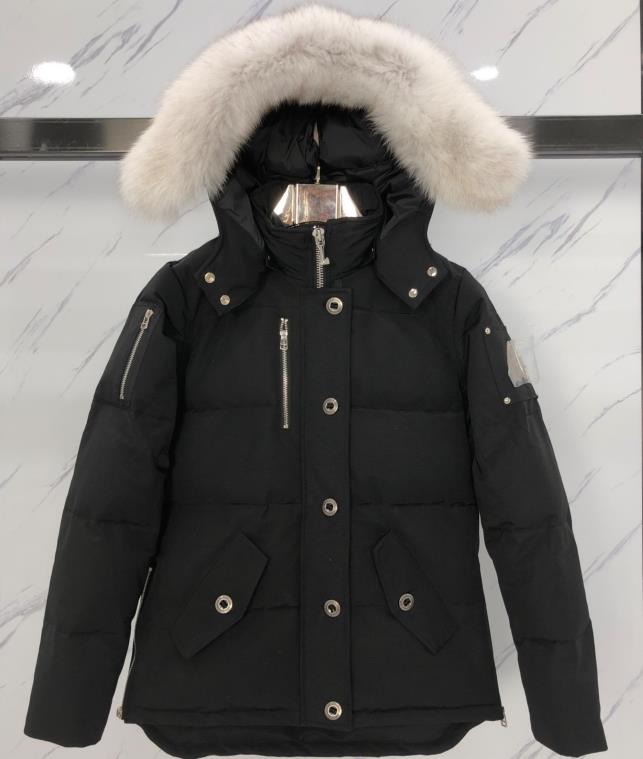 

Men Nylon Down Jacket YKK Zipper Four Seamed Pockets Male Fur Detachable Hooded Water Repellent Outershell