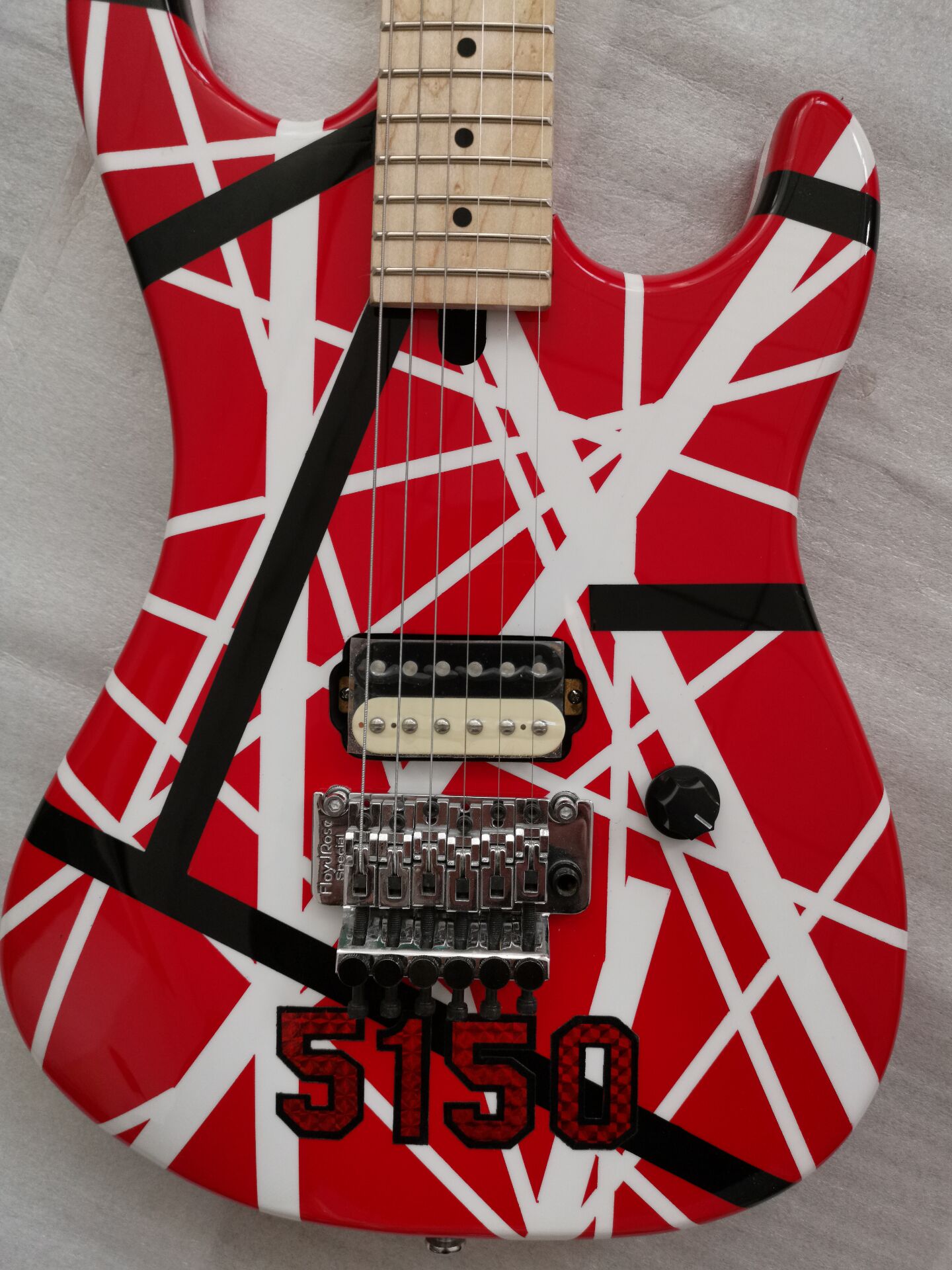 

Upgrade Kramer Eddie Van Halen 5150 Stripe Red Electric Guitar White Black Stripes, Big Headstock, Floyd Rose Tremolo, Locking Nut, Maple Neck & Fingerboard