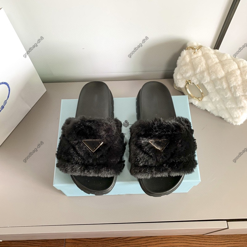 

2021 Luxurys Designer women winter plush slippers indoor hotel shoes warm fox fur woman High quality slipper flip flops with box, Extra cost