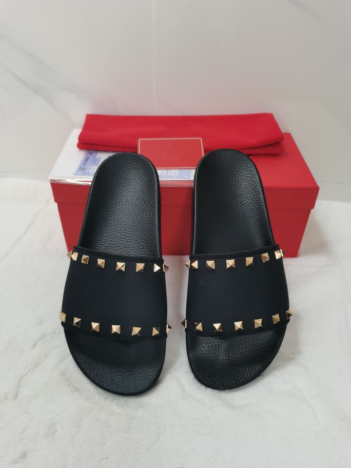 

Men Women Slides with Box Ladies Beach Slipper Espadrilles Rivet Stud Slippers Non-slip Leather Mens Casual Spikes Shoes Rhinestone Flat Rubber Sliders, Color5
