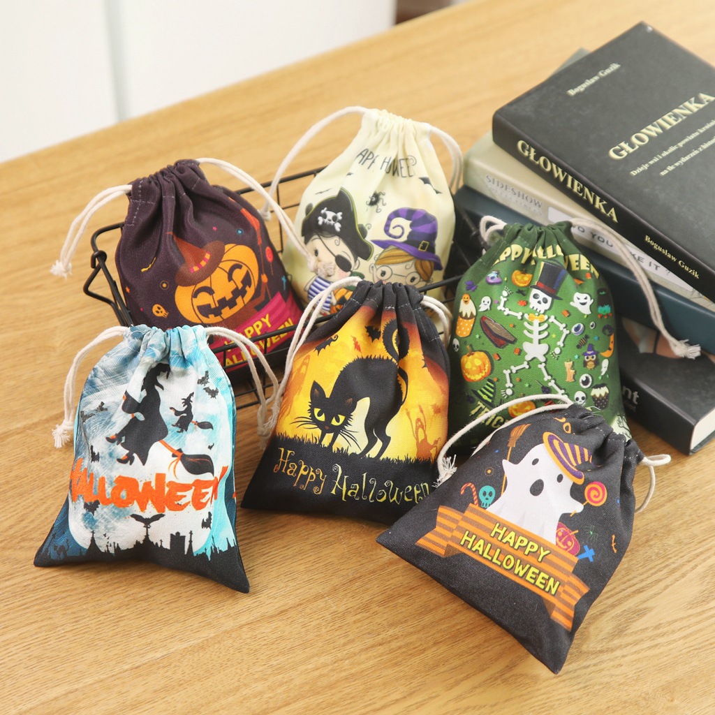 

Halloween Decoration Candy Bag Gift Wrap Pumpkin Witch Human Skeleton Ghost Canvas Cartoon Bags Drawstring Pocket Children Trick Or Treat Party Supplies TR0060