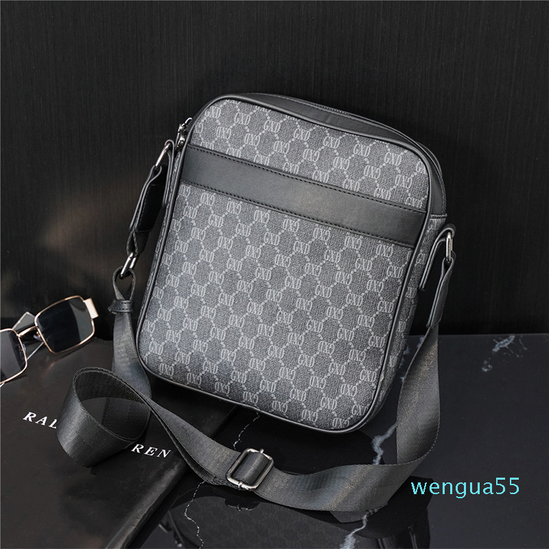 

Luxury Men Bag Lattice Designer Handbags 's Crossbody Shoulder s for 2021 Leather Messenger Man, K30555