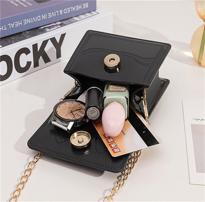 

designers duffel bags 45cm 55cm luxury large capacity travel sale women men genuine leather shoulder fashion bag carry rivets with lock head